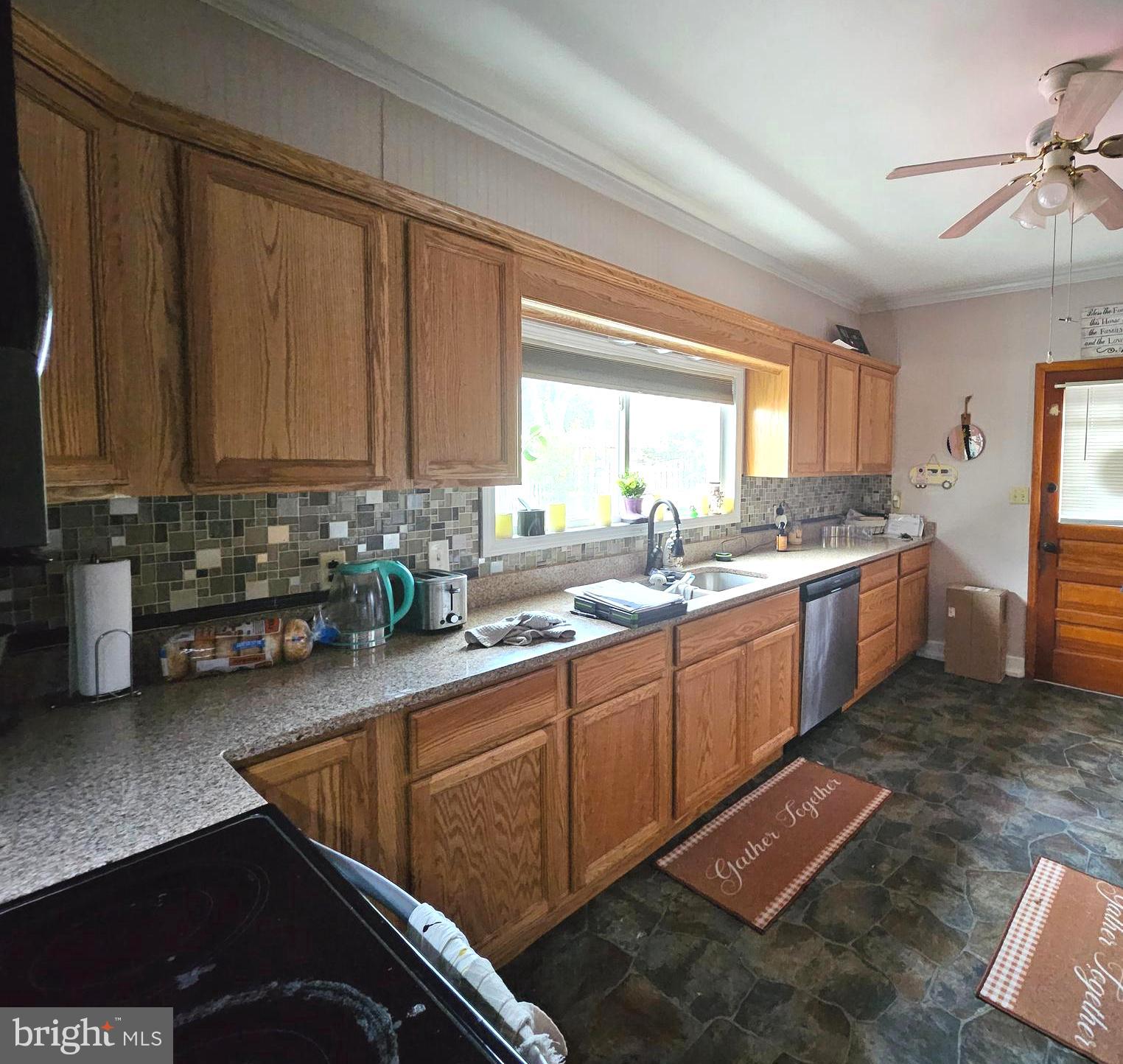 449 Harmison Ln