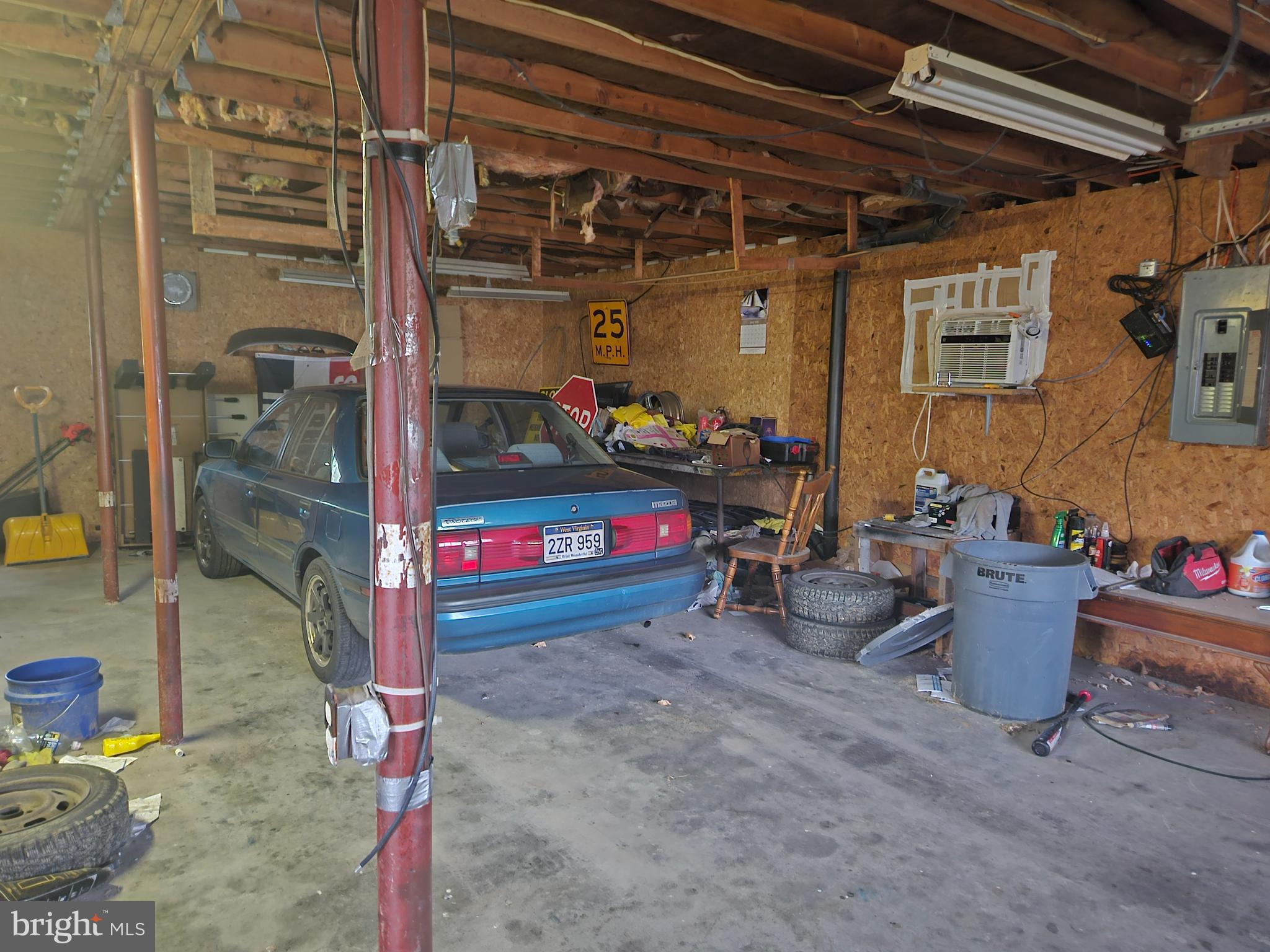 449 Harmison Ln