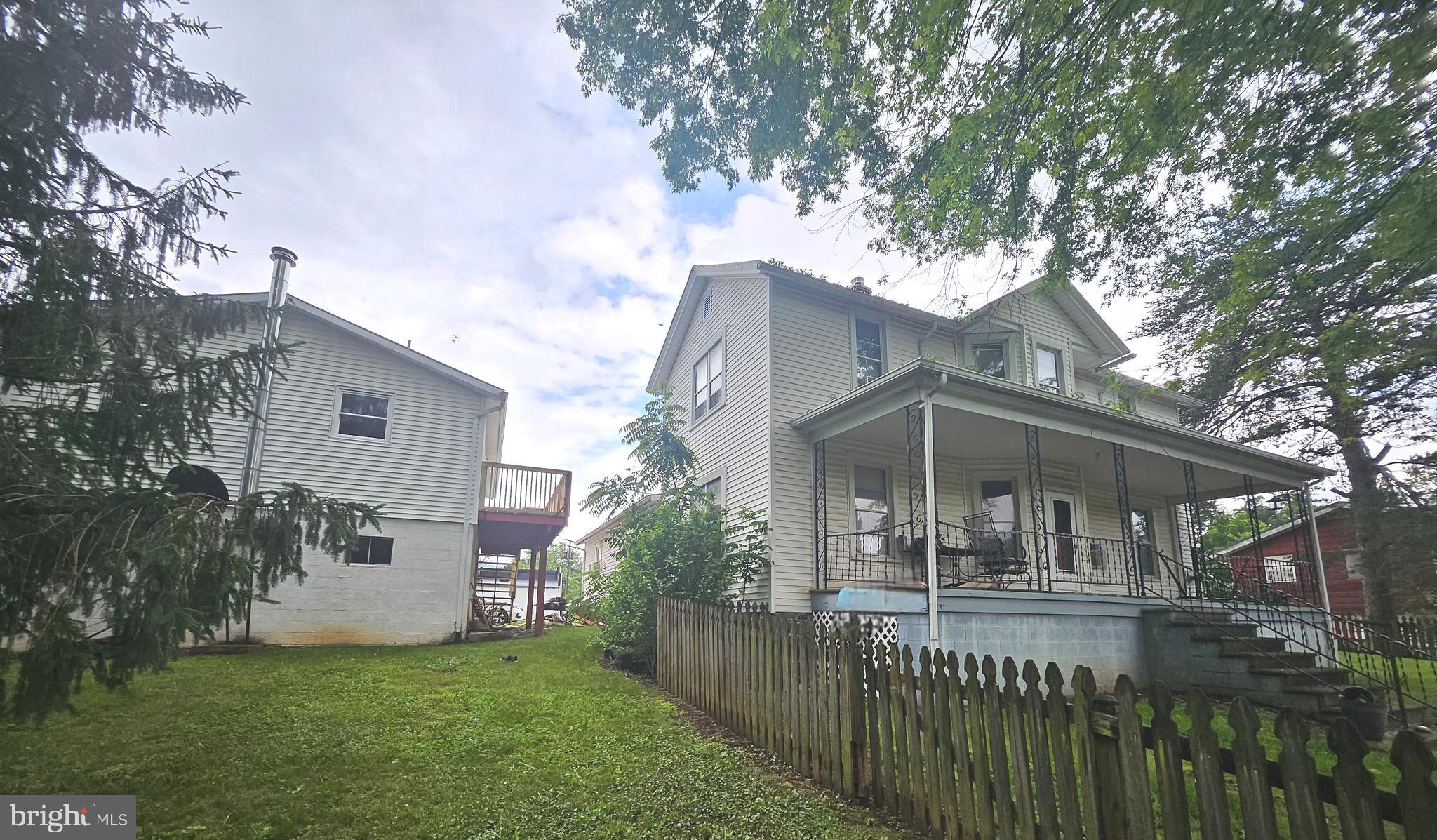 449 Harmison Ln