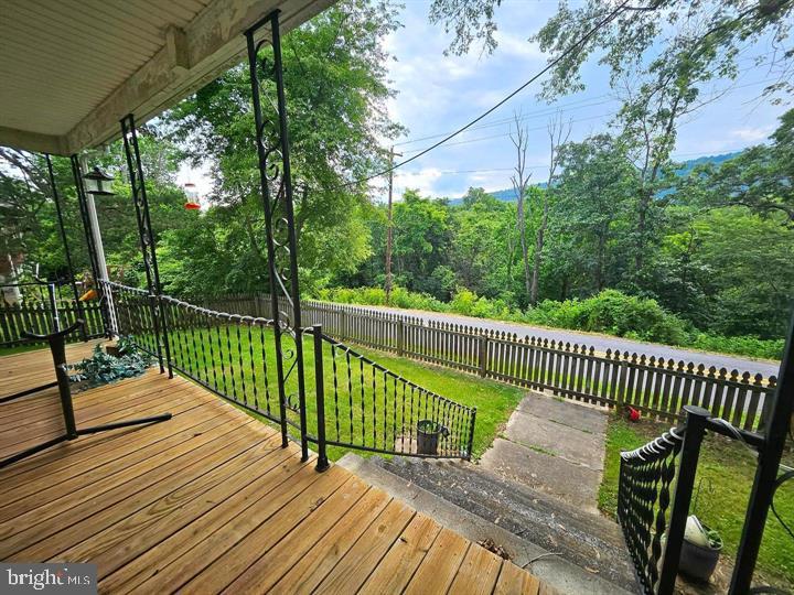 449, 449 1/2, 451 HARMISON LANE