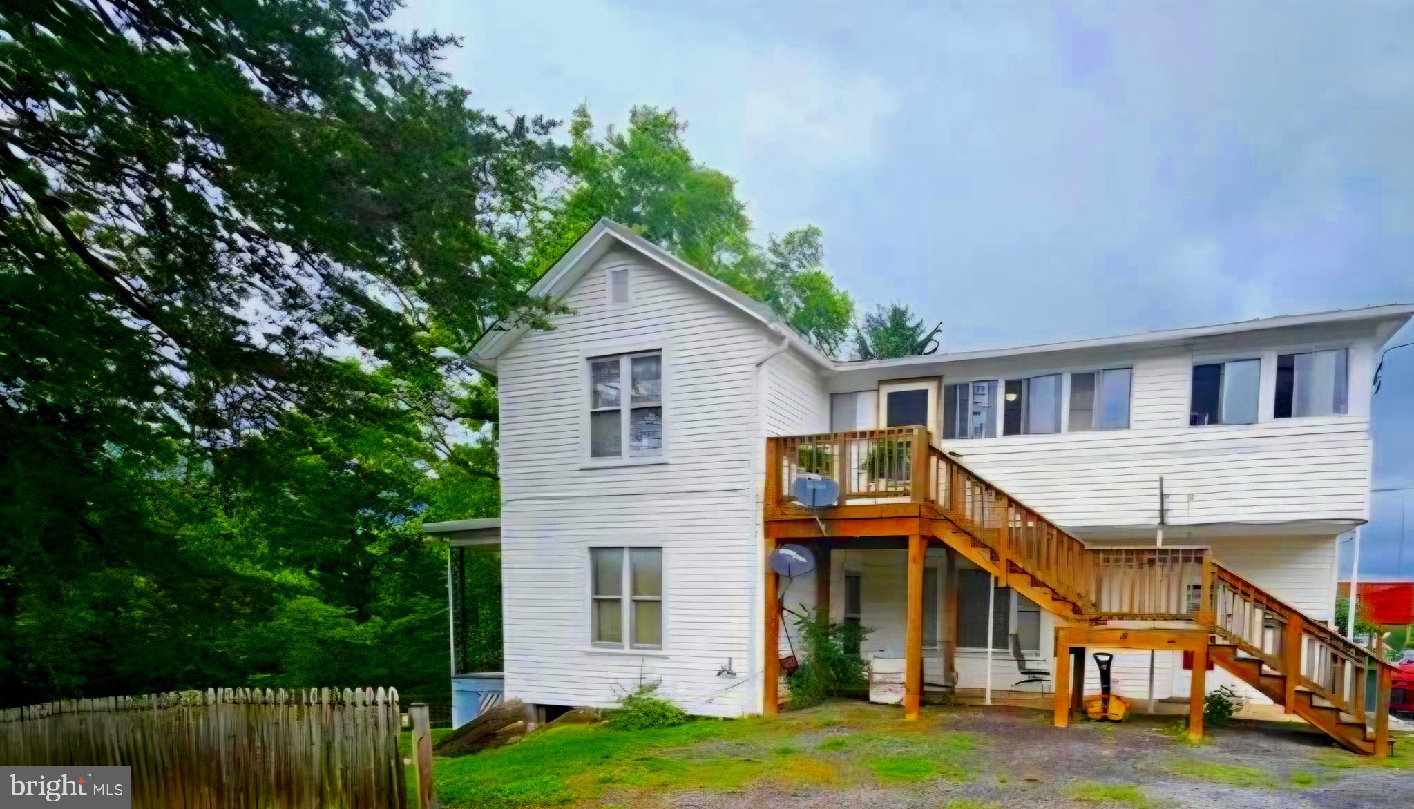 449, 449 1/2, 451 HARMISON LANE