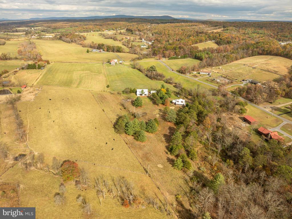 4485 SMOKEY HOLLOW RD