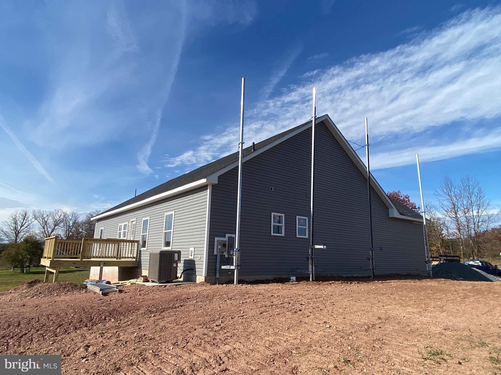 Lot 8 IKE SAVILLE RD.