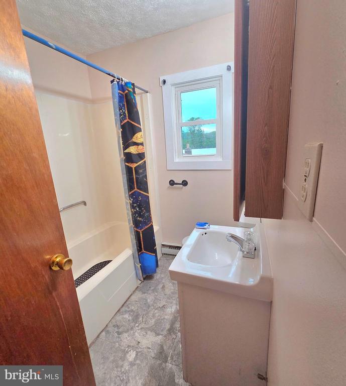 451 HARMISON LANE