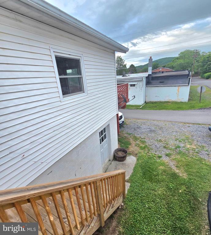 451 HARMISON LANE