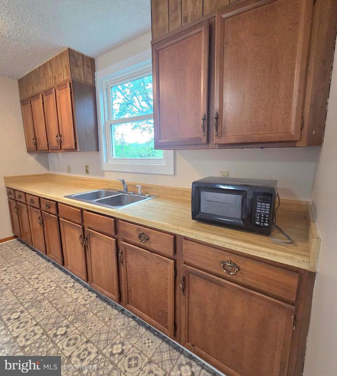 451 HARMISON LANE