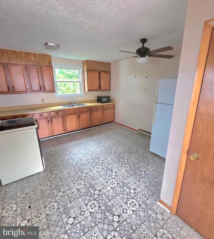 451 HARMISON LANE