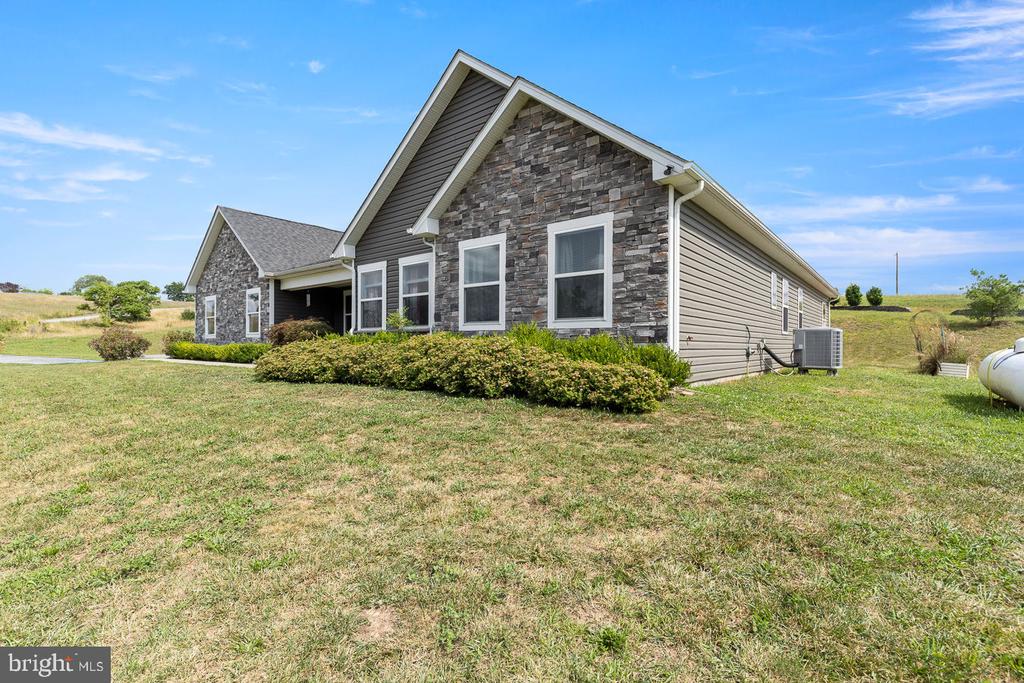 93 QUAIL HILL DRIVE