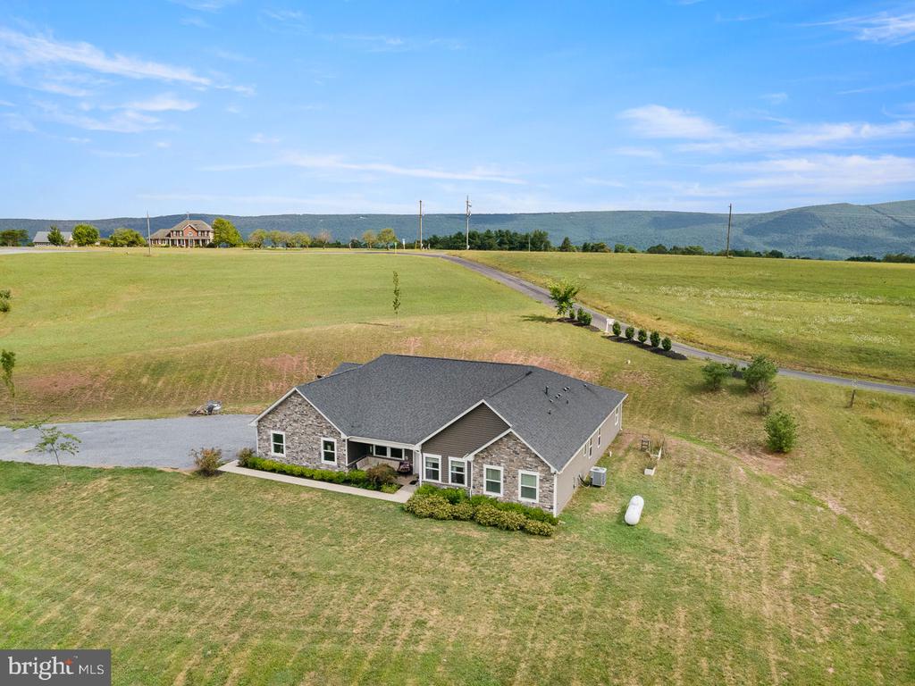 93 QUAIL HILL DRIVE