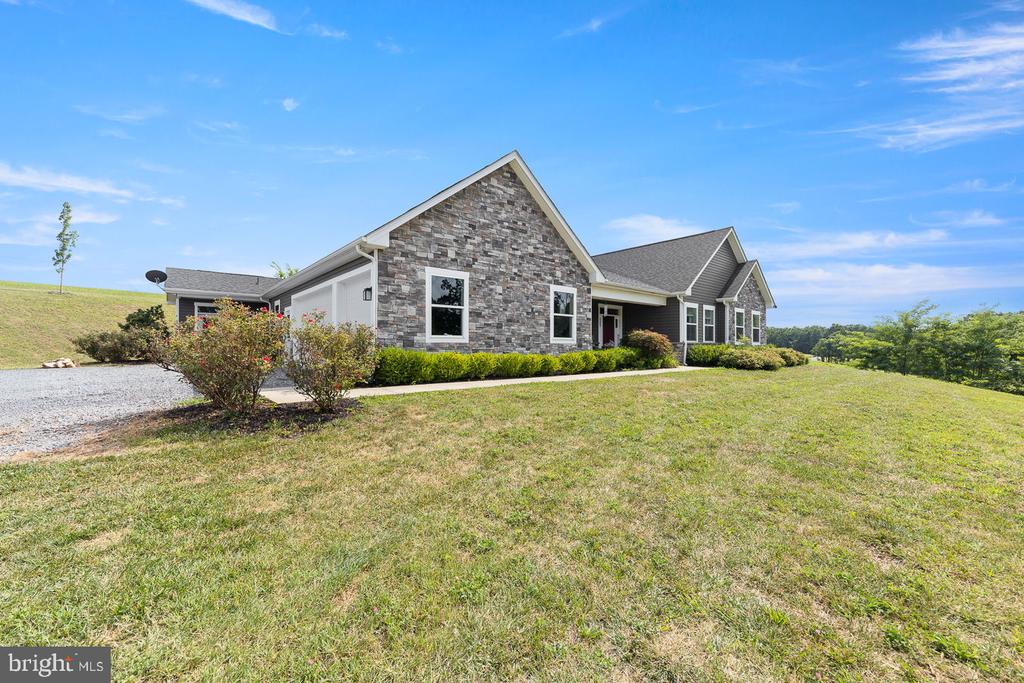 93 QUAIL HILL DRIVE