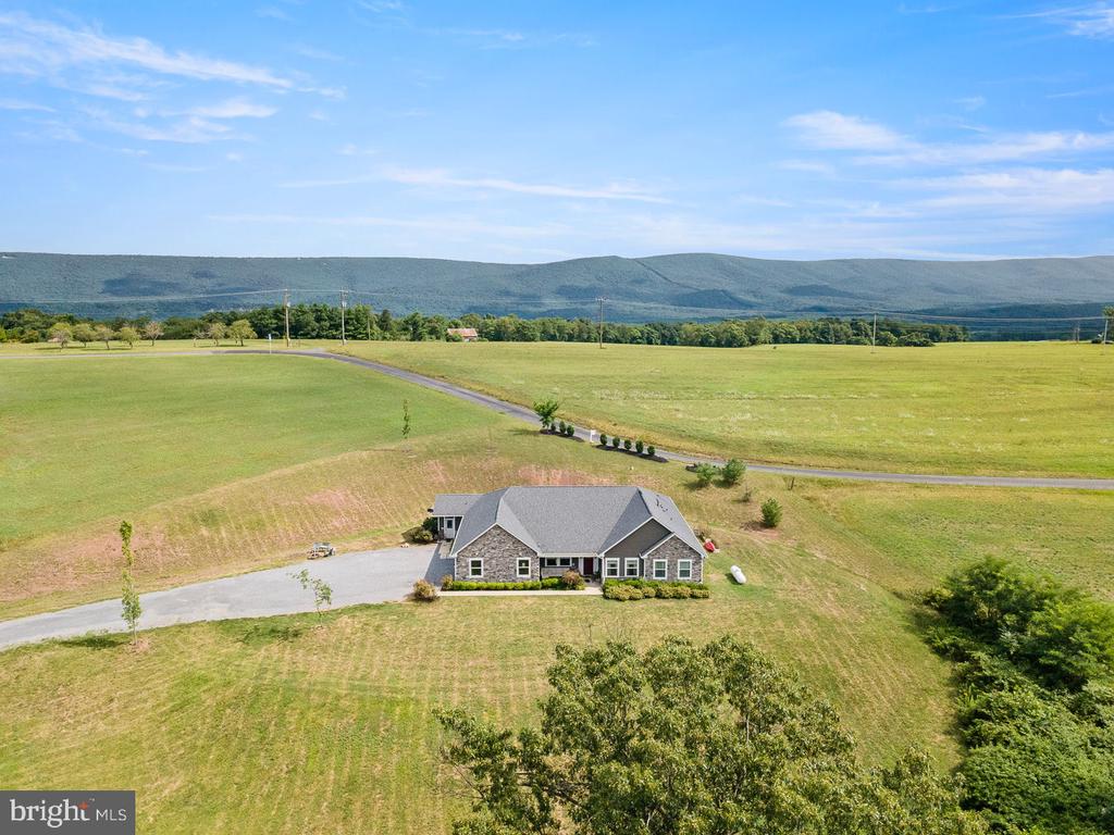 93 QUAIL HILL DRIVE