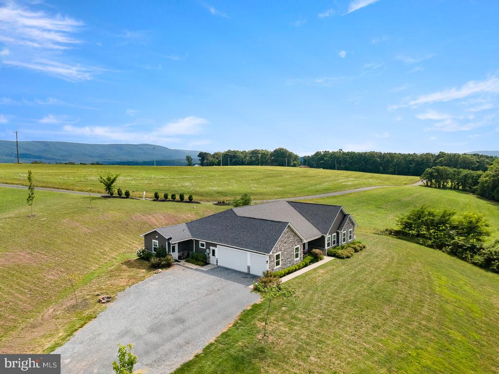 93 QUAIL HILL DRIVE