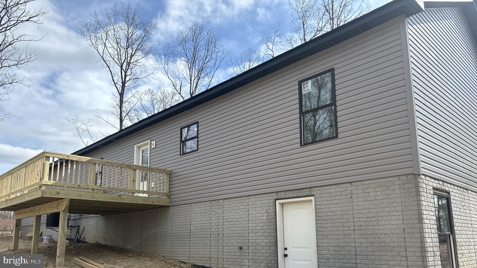 335 JENNIFER LANE
