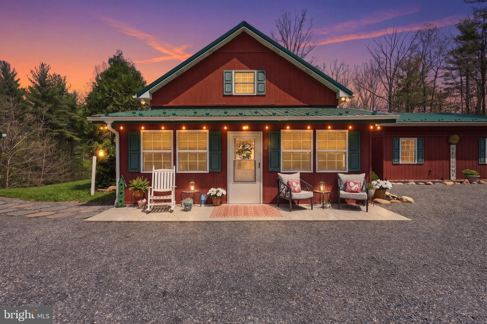 839 LAKE FERNDALE