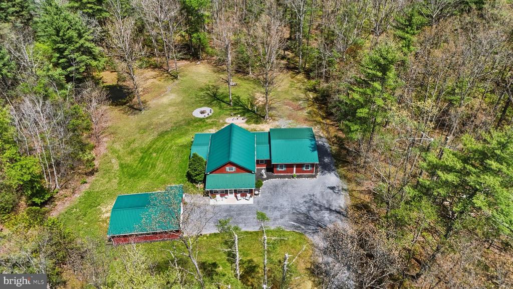 839 LAKE FERNDALE