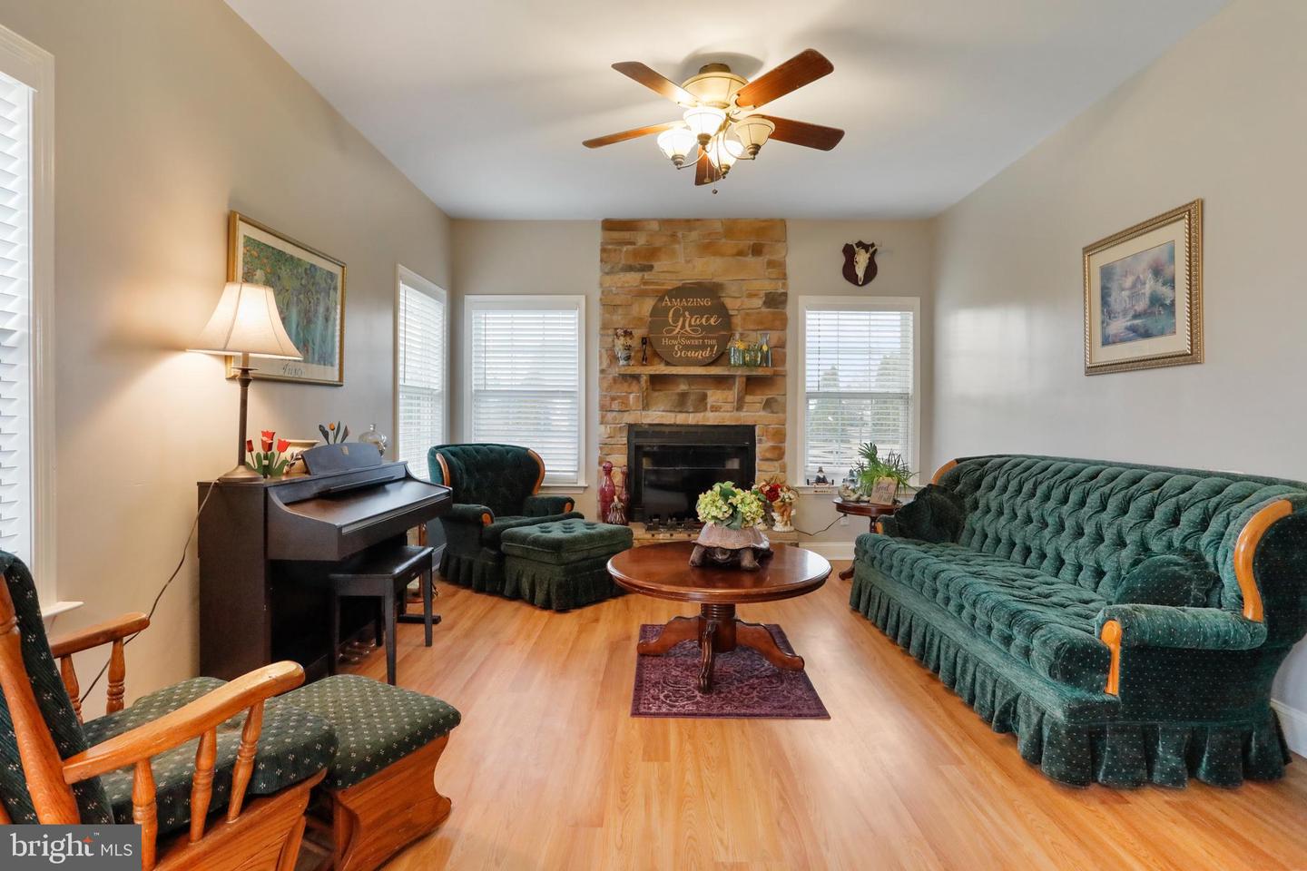 227 Gap View BOULEVARD