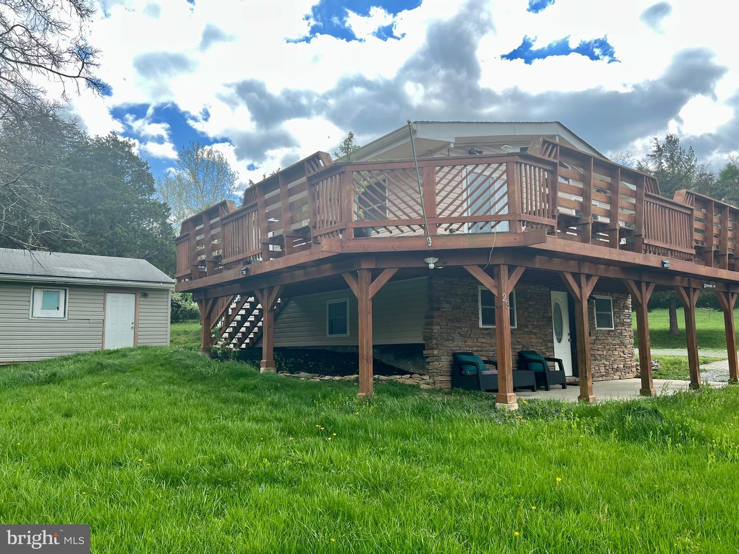 23 Sprouse LANE
