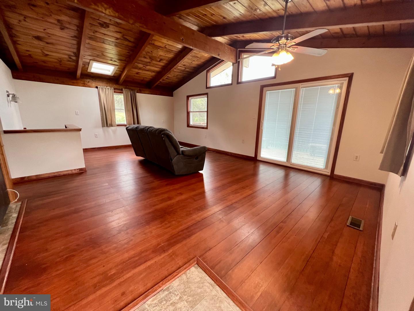 23 Sprouse LANE