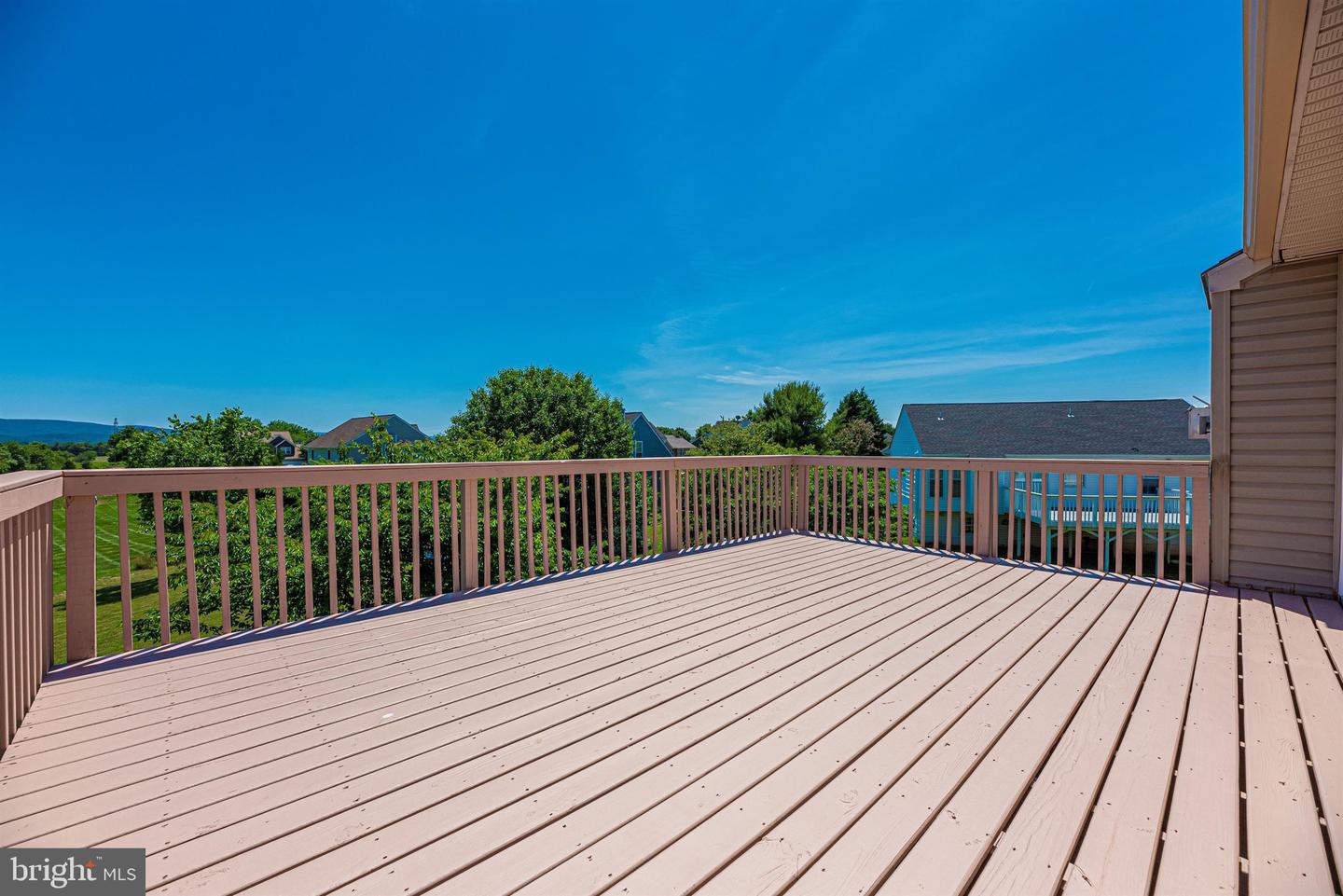 925 Crosswinds DRIVE
