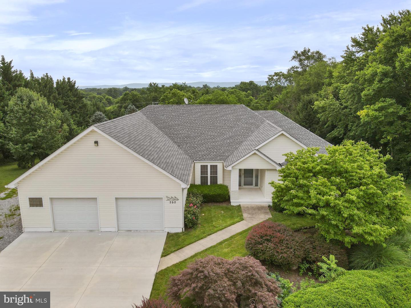 252 Pheasant Hill ROAD