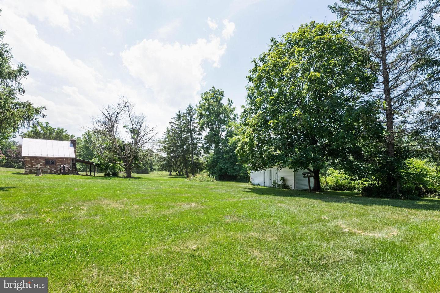 1989 Leetown ROAD