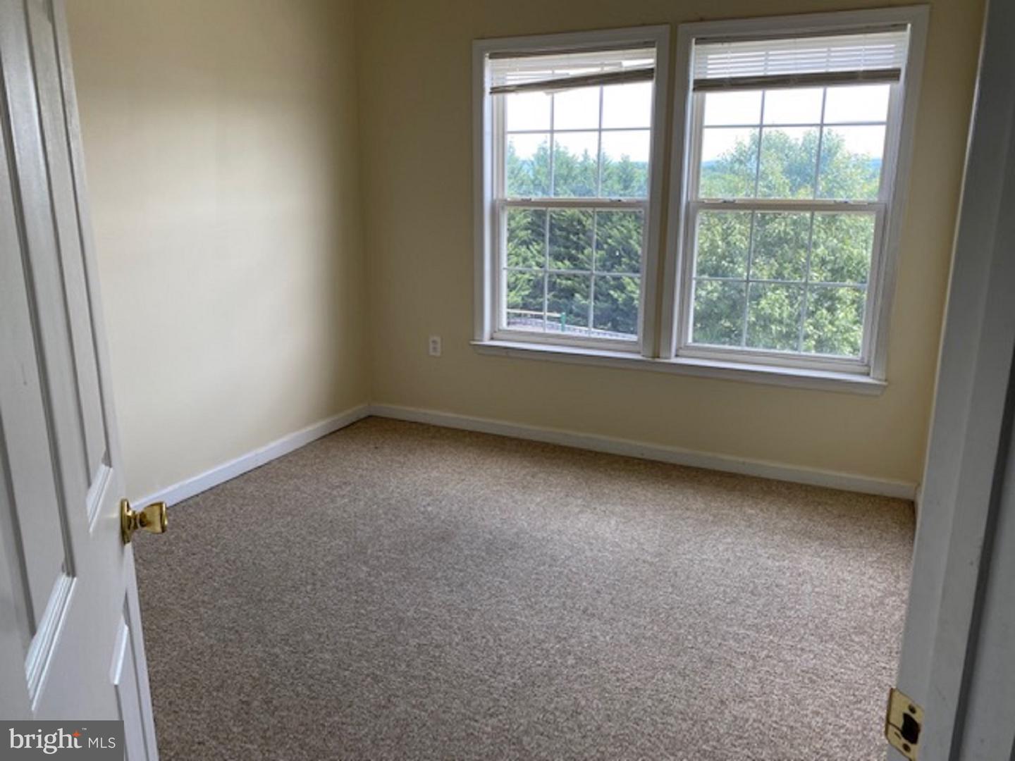 39 Eldon DRIVE