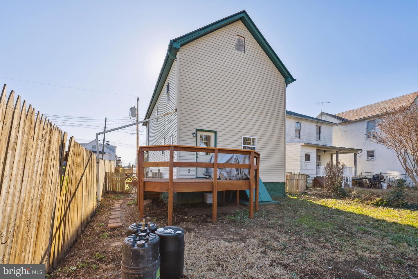 104 W 7th AVENUE