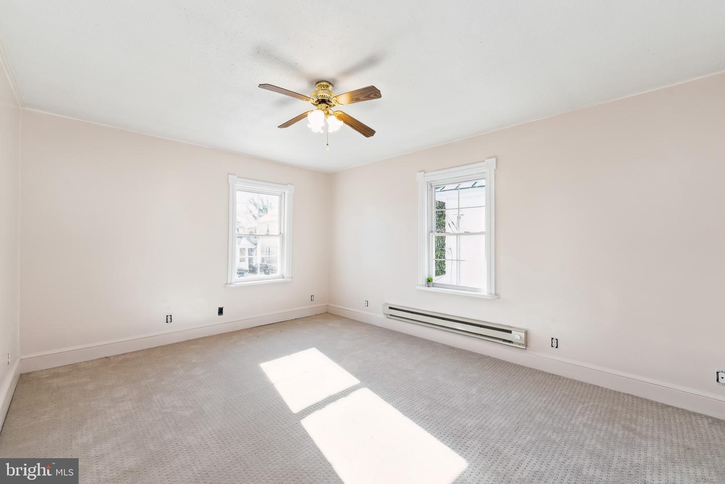 104 W 7th AVENUE