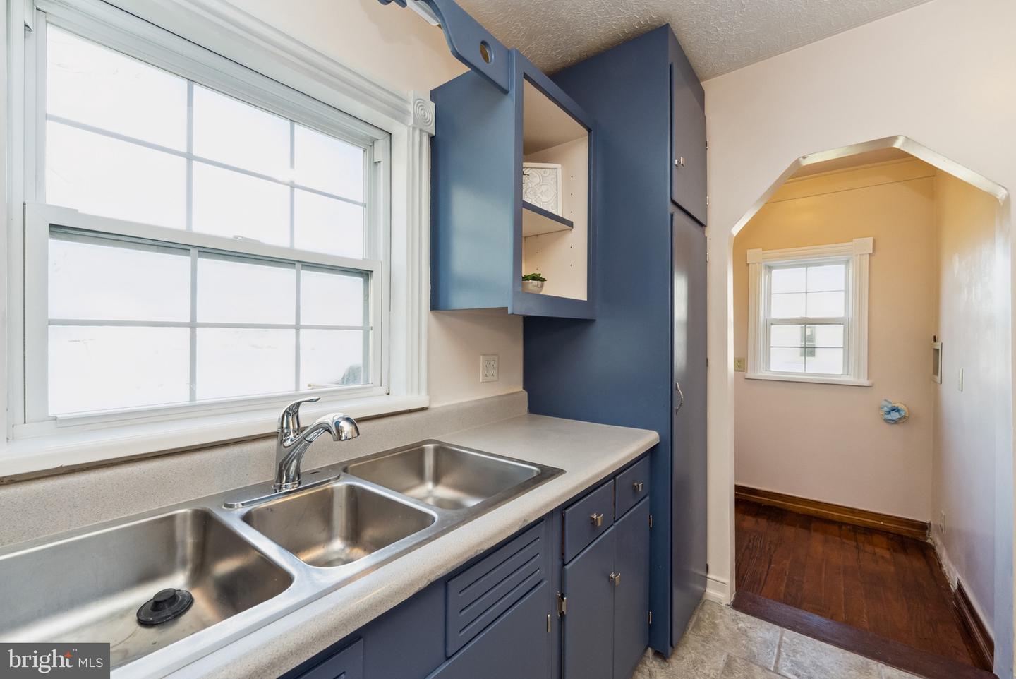104 W 7th AVENUE