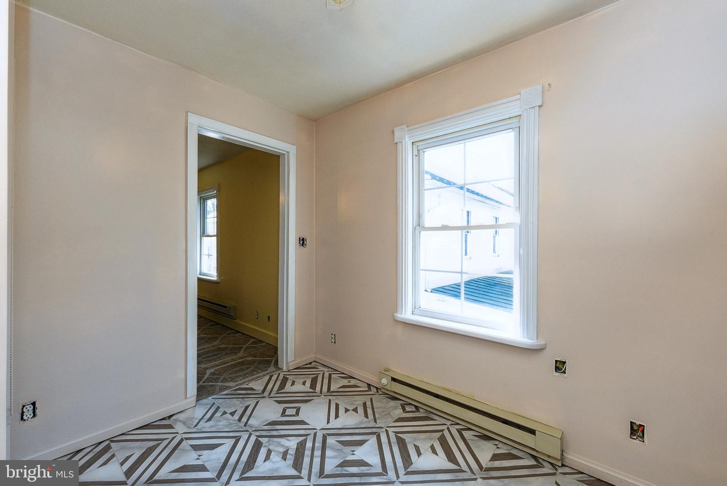 104 W 7th AVENUE
