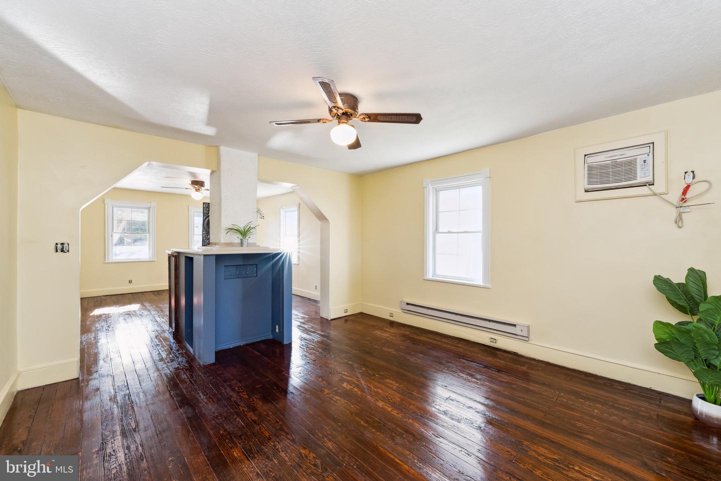 104 W 7th AVENUE
