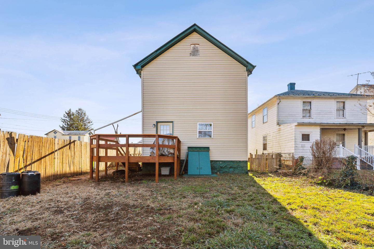 104 W 7th AVENUE