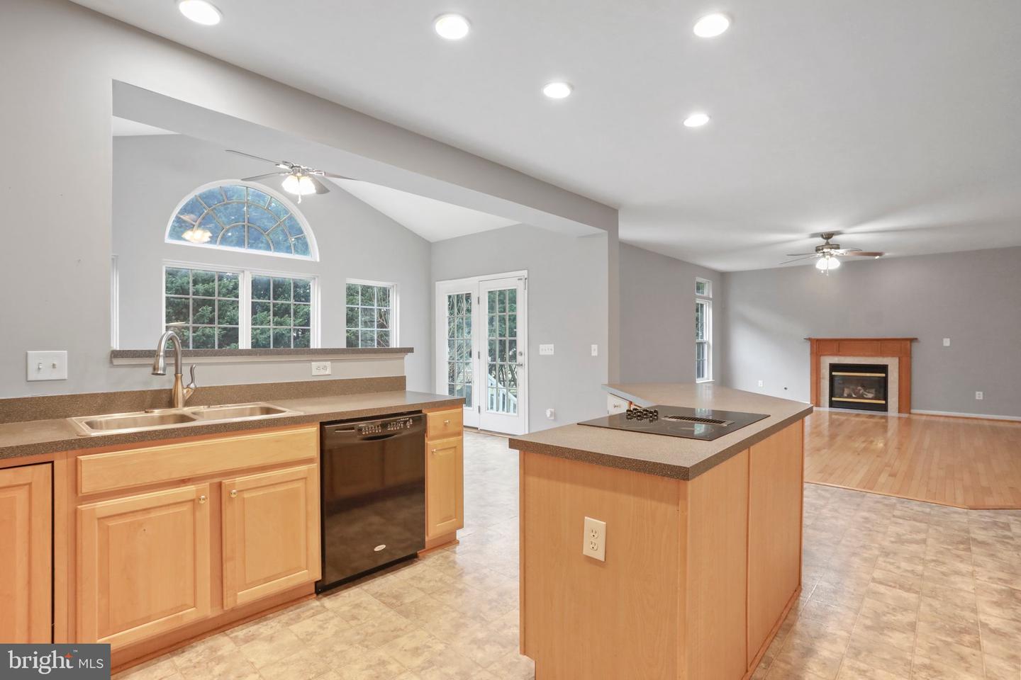 49 Pebble Beach CIRCLE