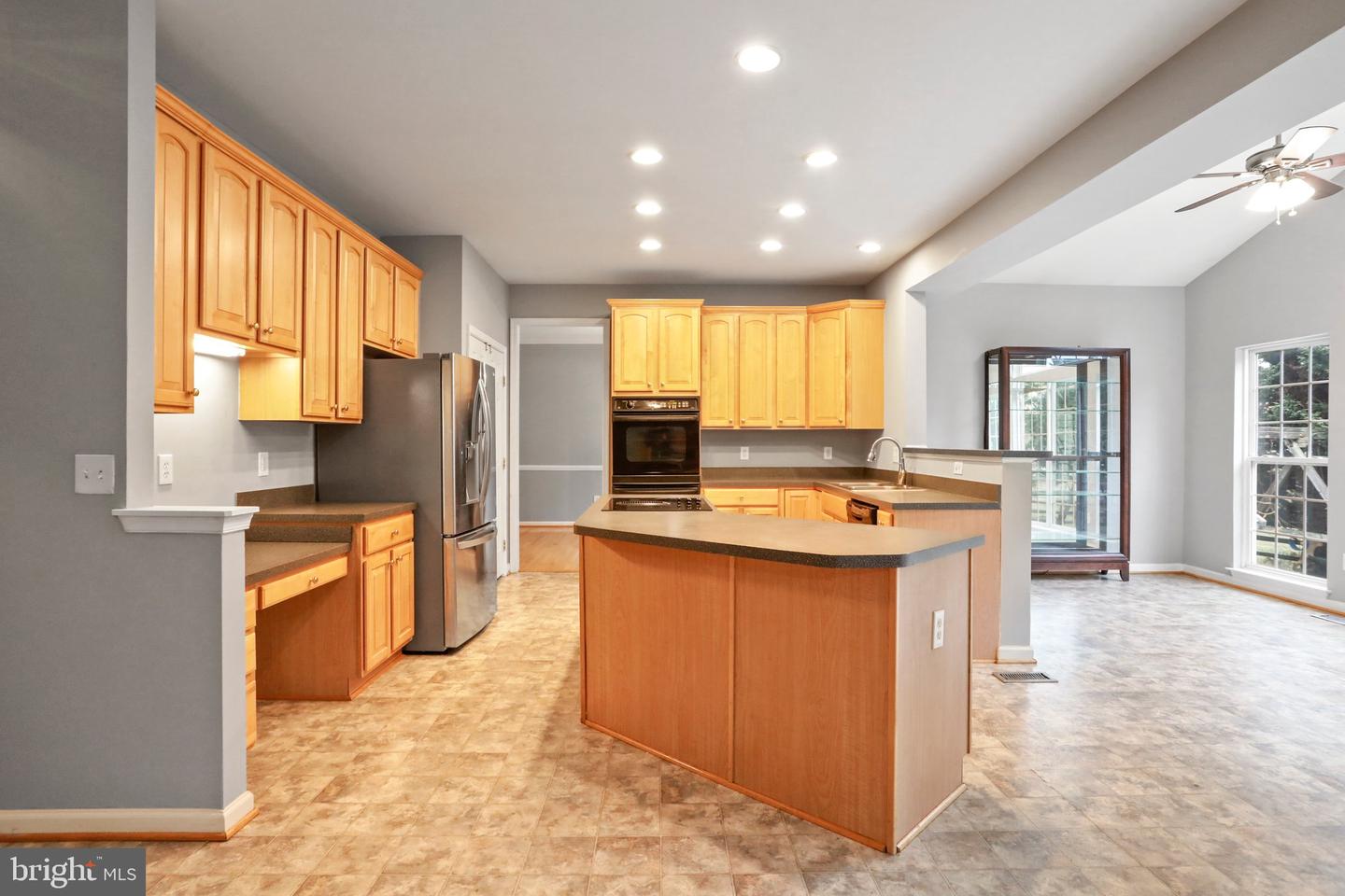 49 Pebble Beach CIRCLE