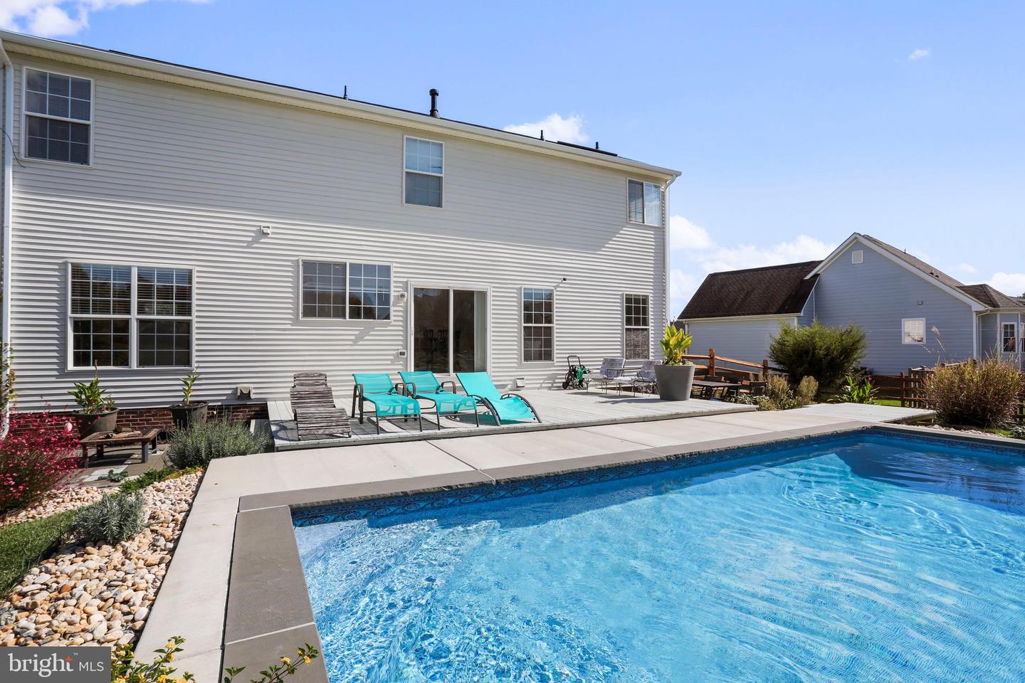 121 Pebble Beach CIRCLE