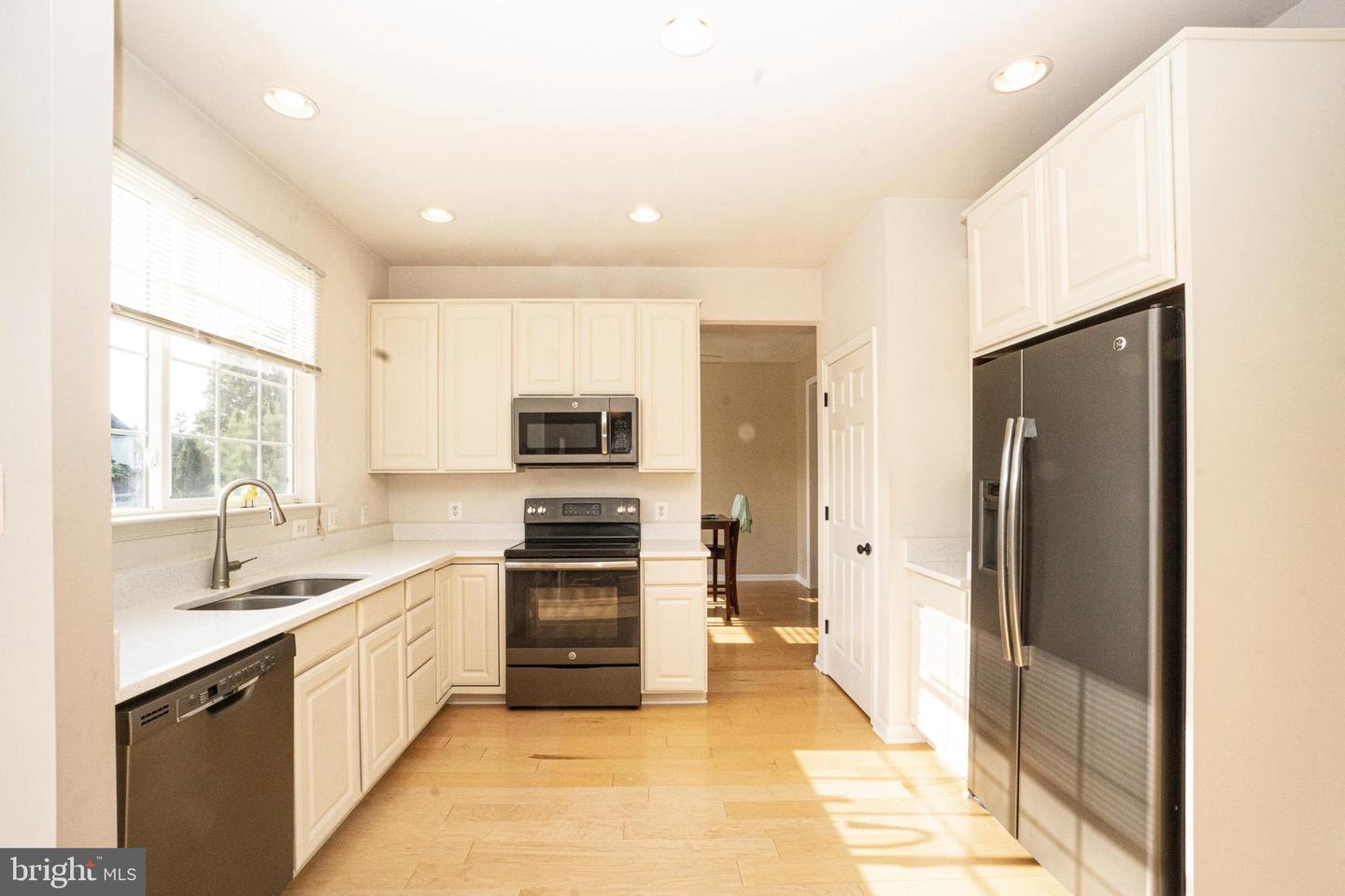121 Pebble Beach CIRCLE