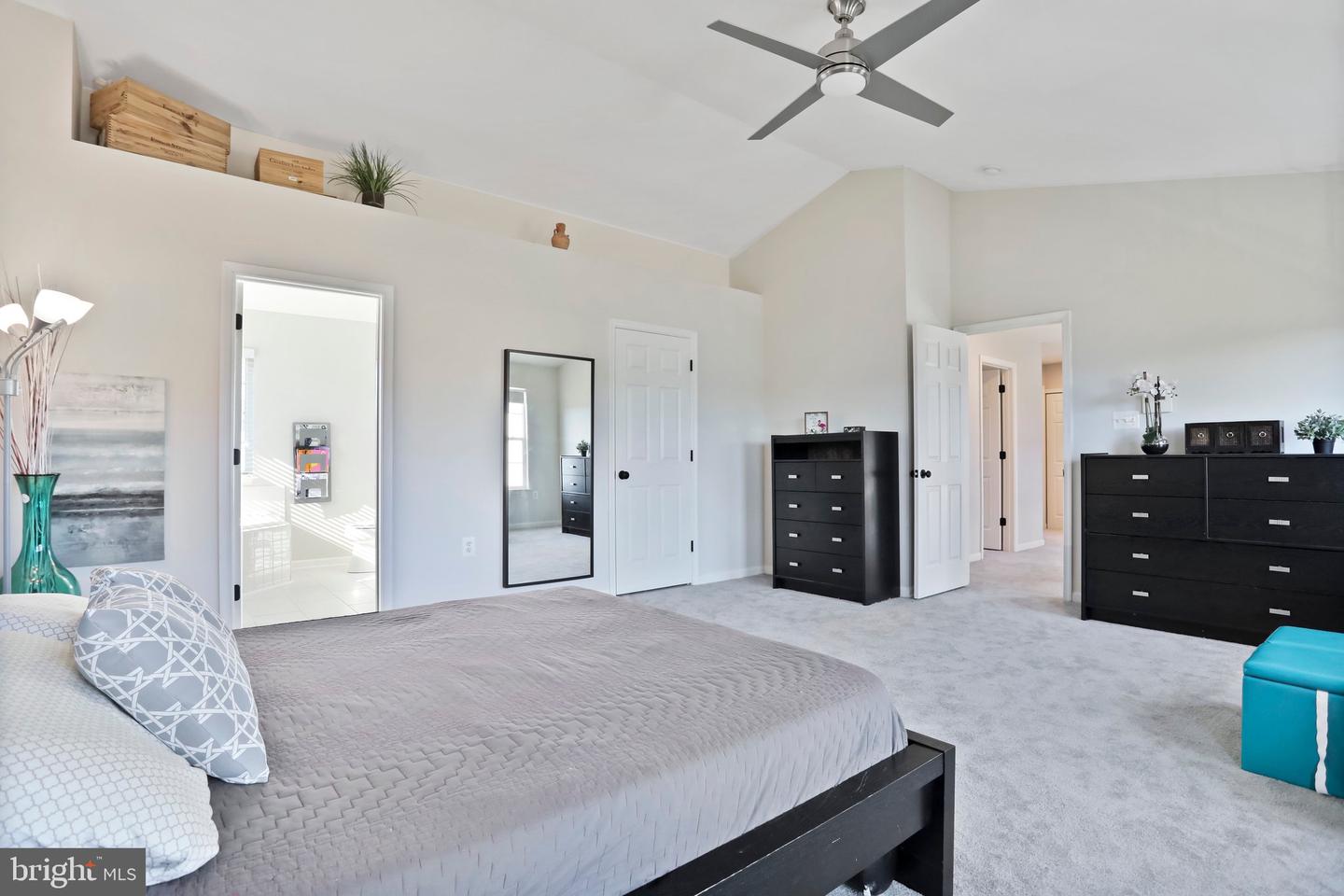 121 Pebble Beach CIRCLE