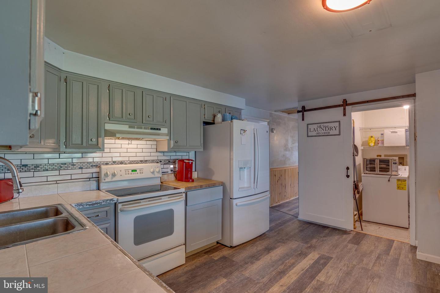 71 Apple Tree DRIVE