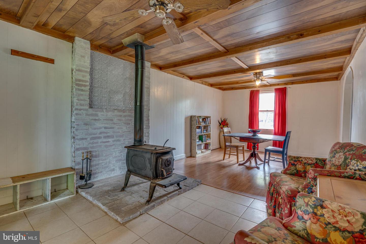 71 Apple Tree DRIVE
