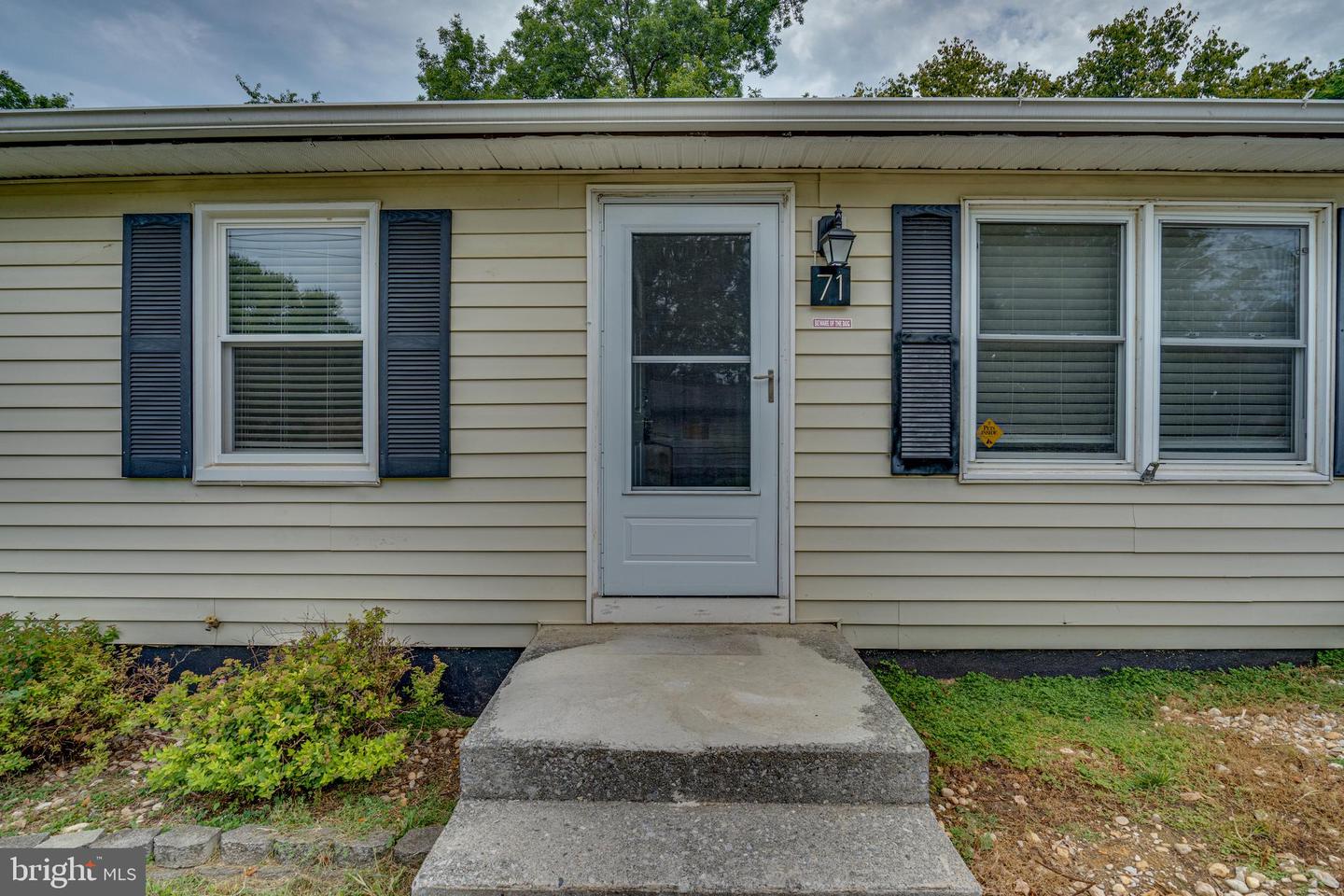 71 Apple Tree DRIVE