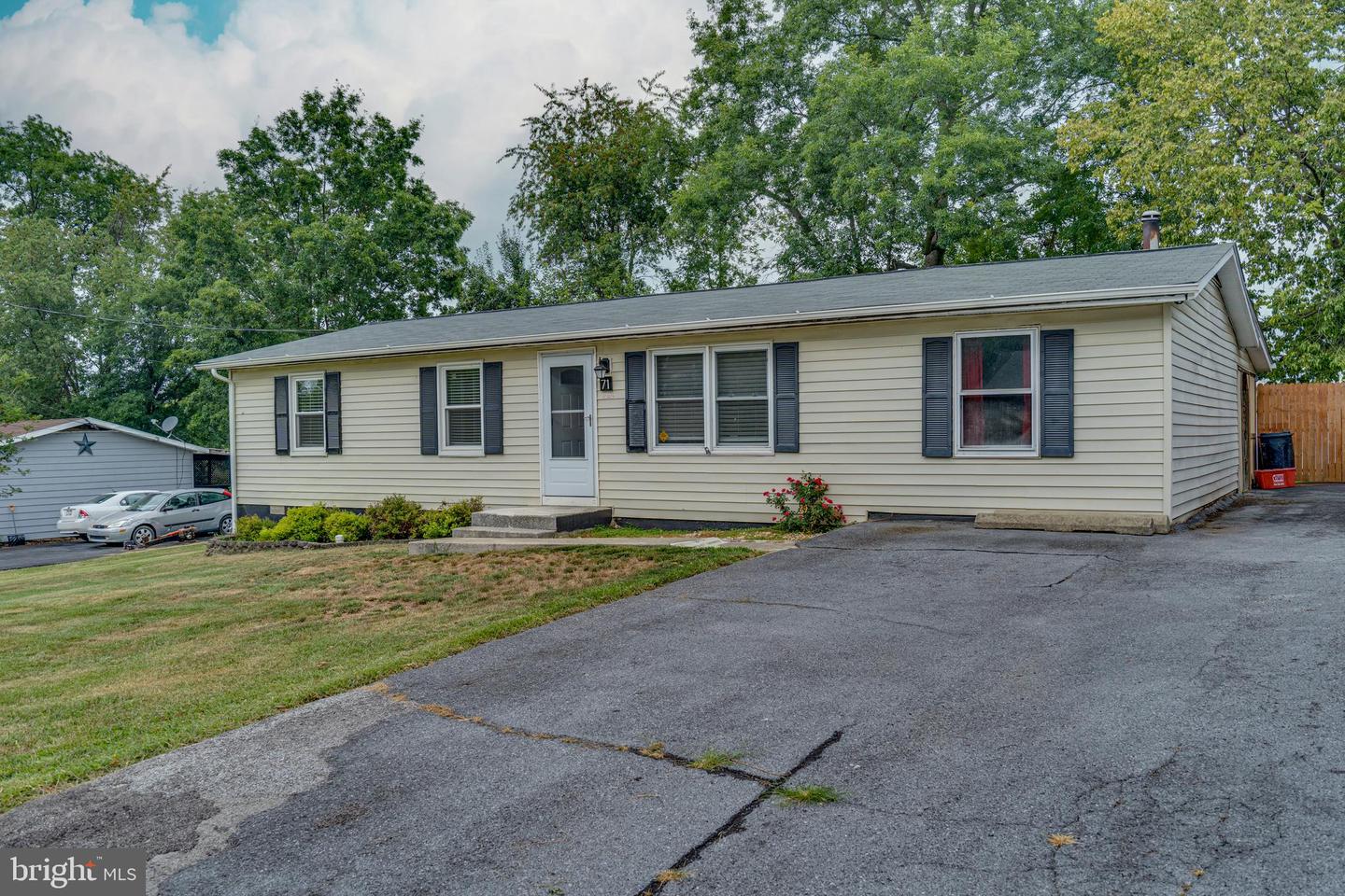 71 Apple Tree DRIVE