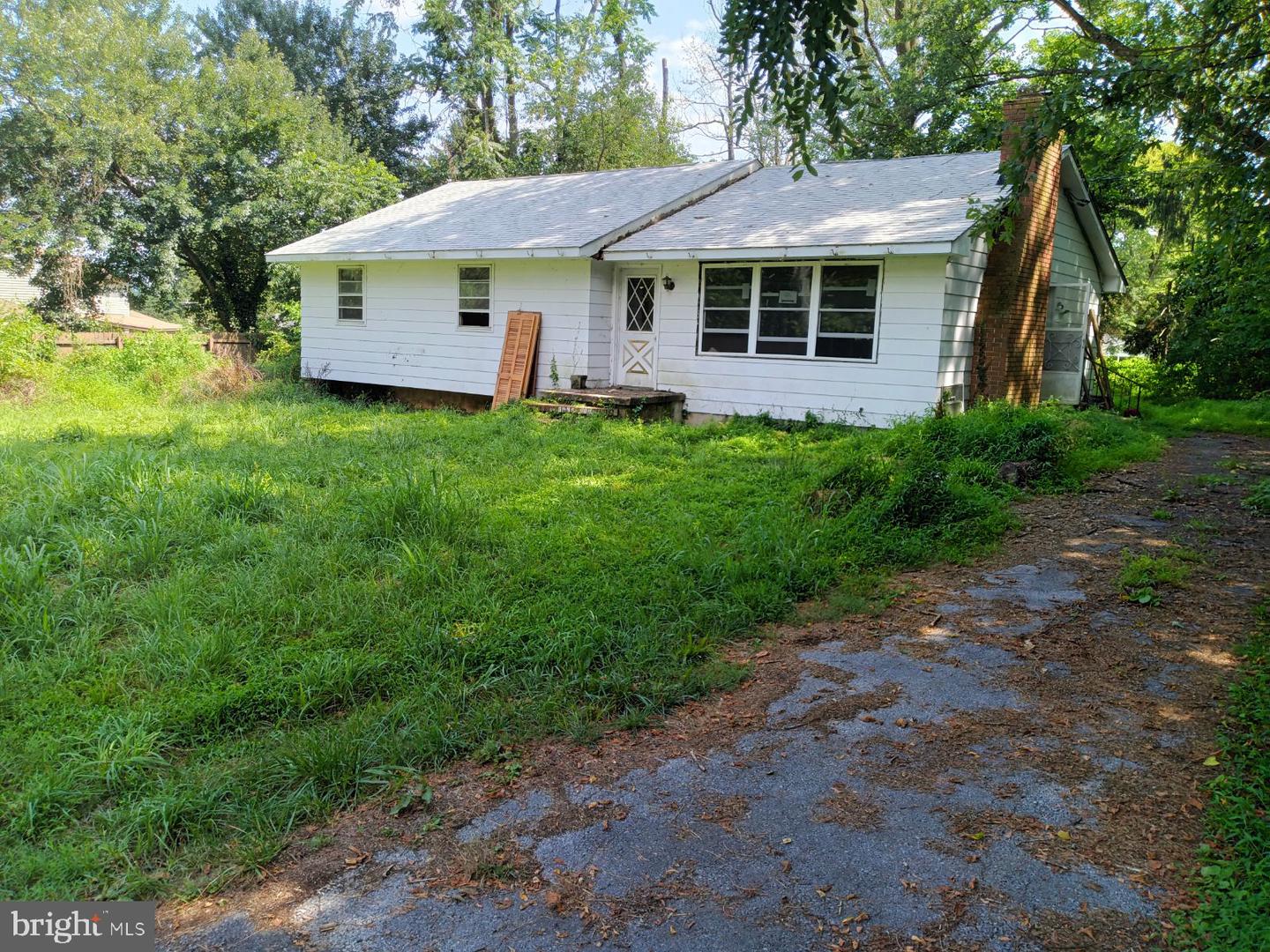 51 Mockingbird LANE