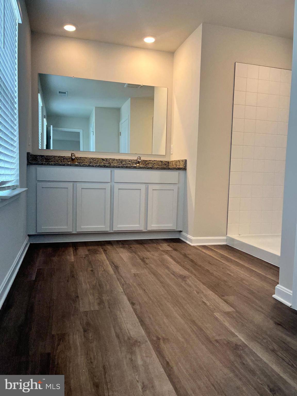 286 Centergate DRIVE