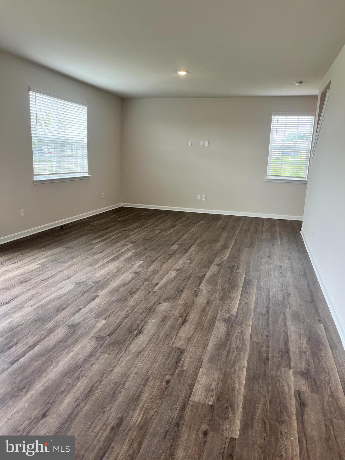 286 Centergate DRIVE