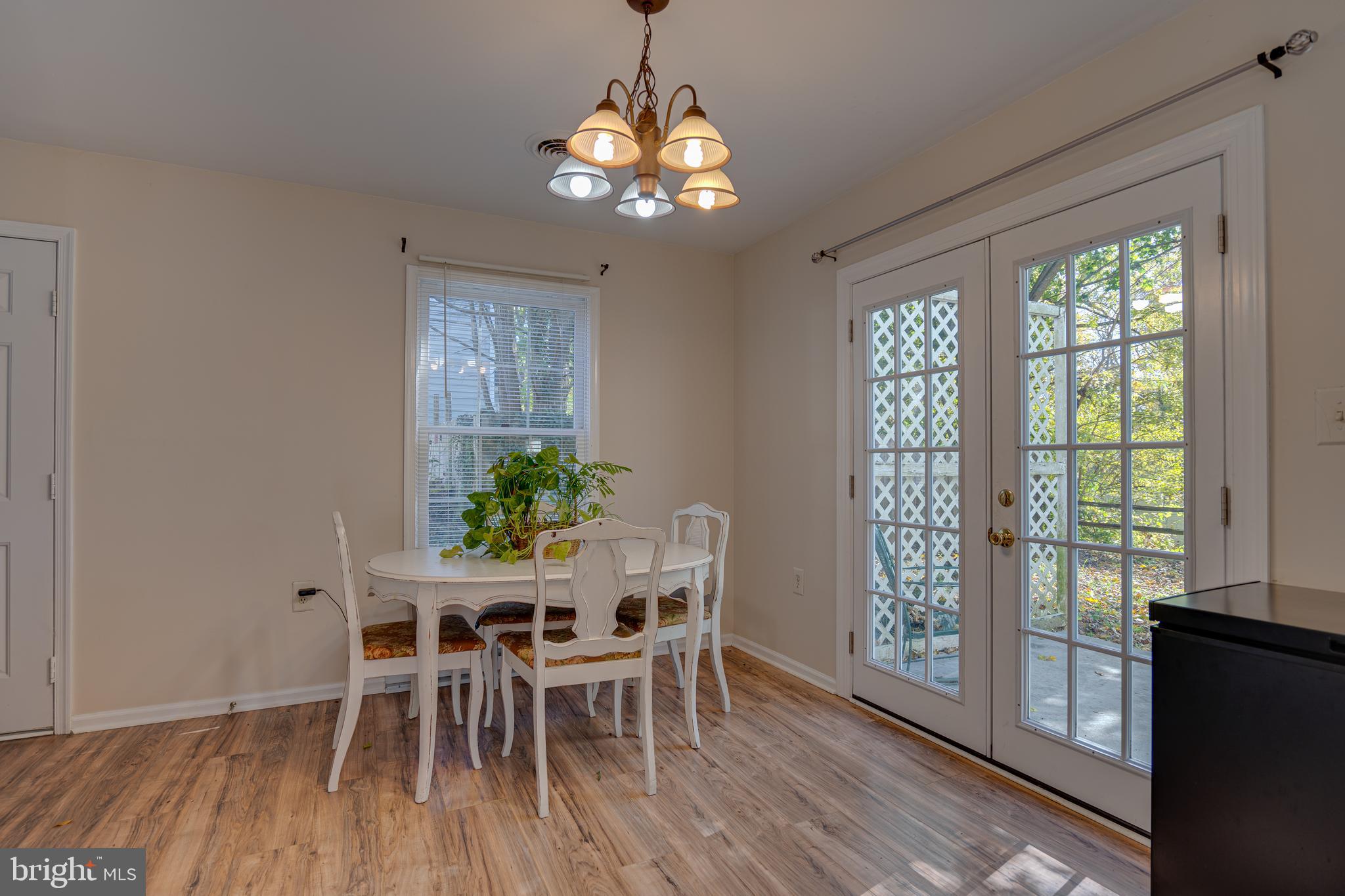 45 Standish COURT