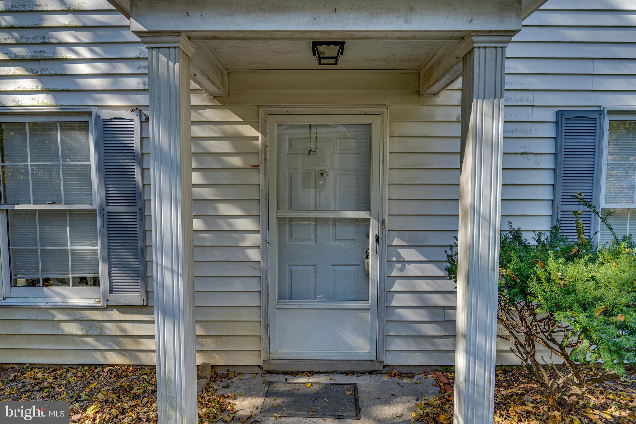 45 Standish COURT