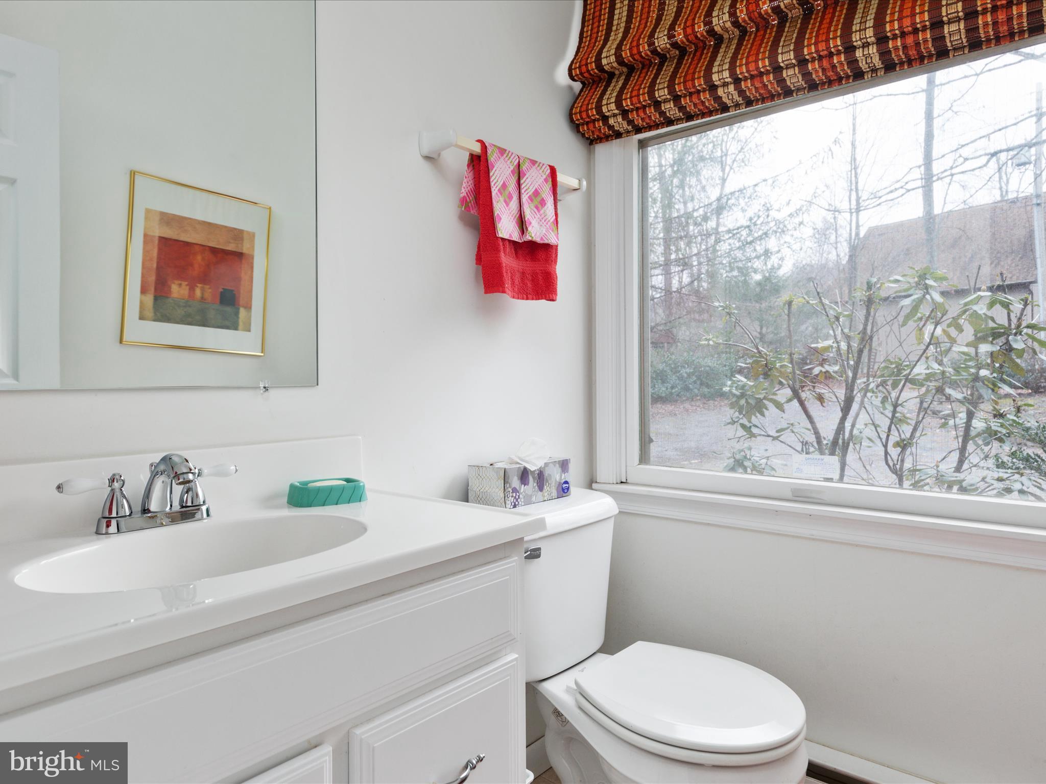 102 Twin Cove Court