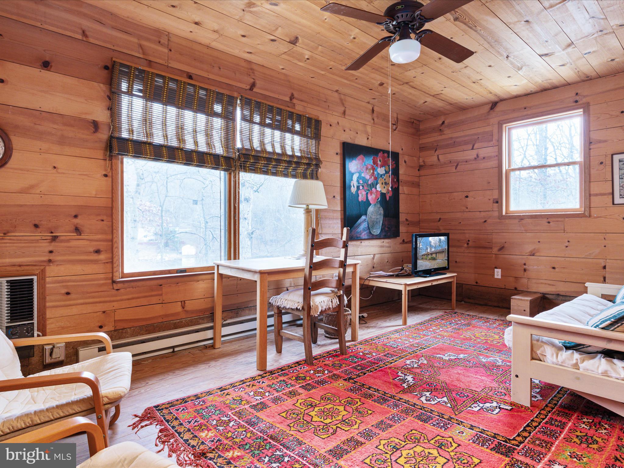 102 Twin Cove Court