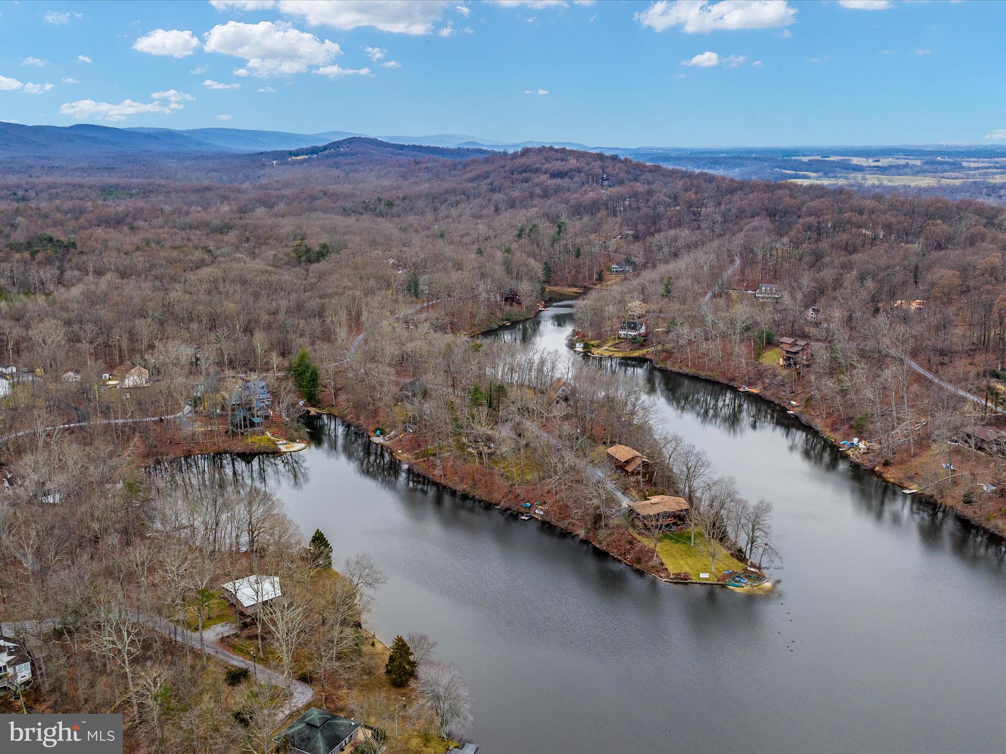 102 Twin Cove Court