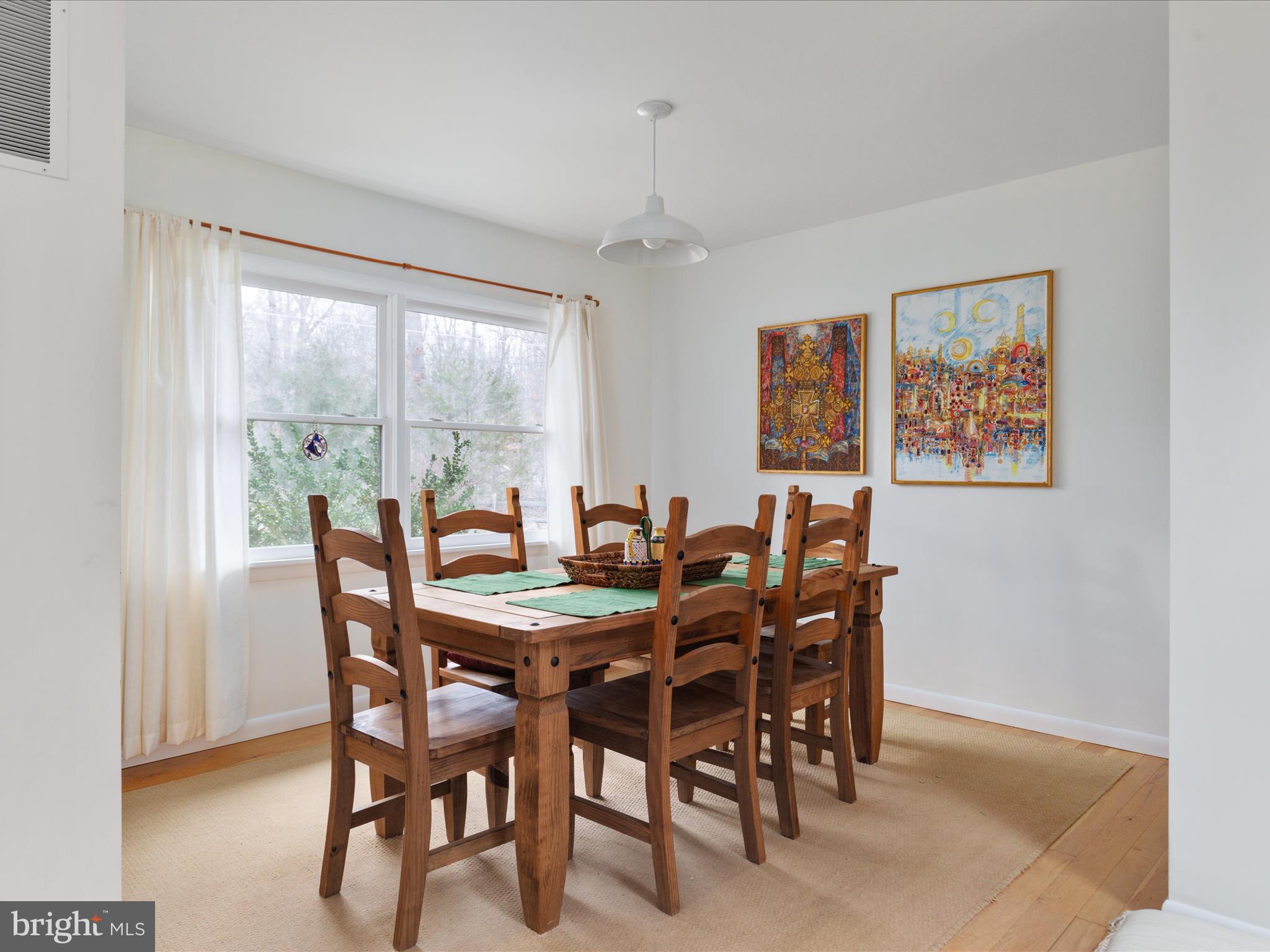 102 Twin Cove Court